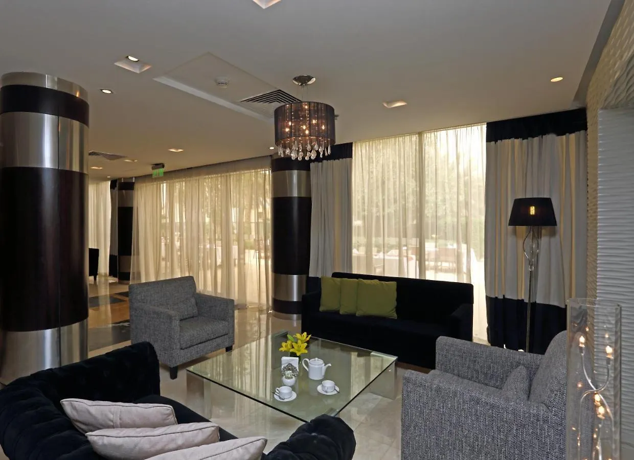 Holiday Inn Riyadh Izdihar By Ihg 4*,